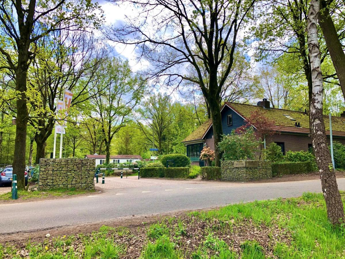 Cosy Tiny Lodges - Vakantiepark Kempenbos Diessen Exterior foto