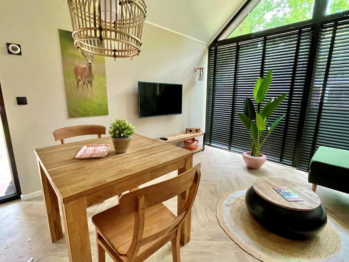 Cosy Tiny Lodges - Vakantiepark Kempenbos Diessen Exterior foto