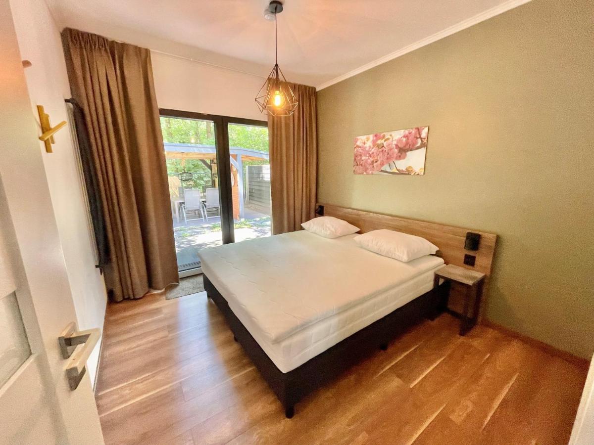 Cosy Tiny Lodges - Vakantiepark Kempenbos Diessen Exterior foto