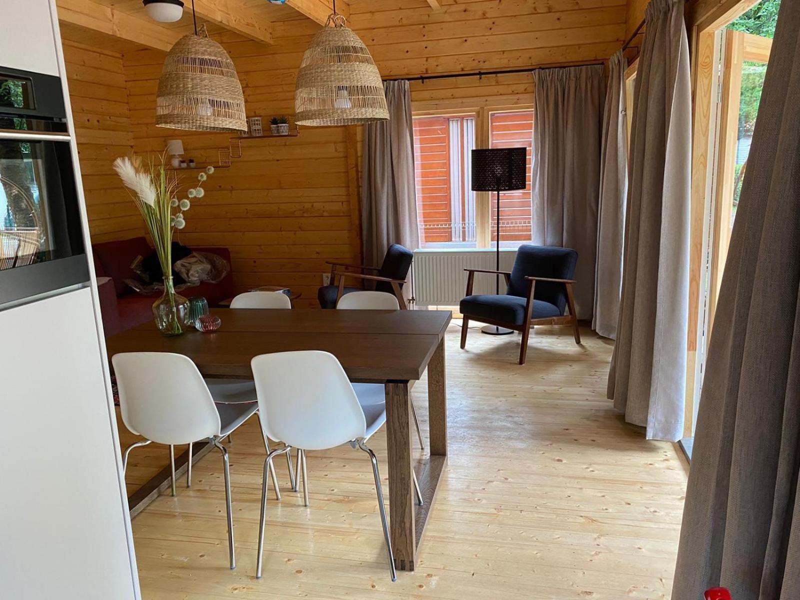 Cosy Tiny Lodges - Vakantiepark Kempenbos Diessen Zimmer foto